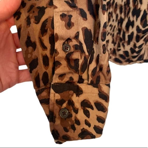 Chaps Top Button Down Shirt Animal Leopard Print Long Sleeves Petite Small PS - Picture 5 of 8